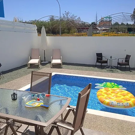 Calypso With A Private Pool Villa Paralimni