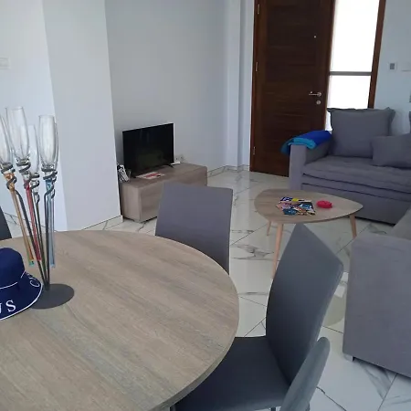 Calypso With A Private Pool فيلة باراليمني