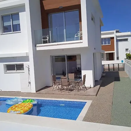 فيلة Calypso With A Private Pool *